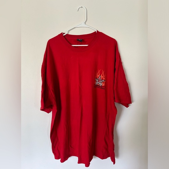 Red London, Ontario Rocky’s Tshirt Star - Picture 1 of 7